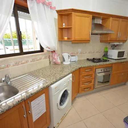 Junior アルブフェイラ